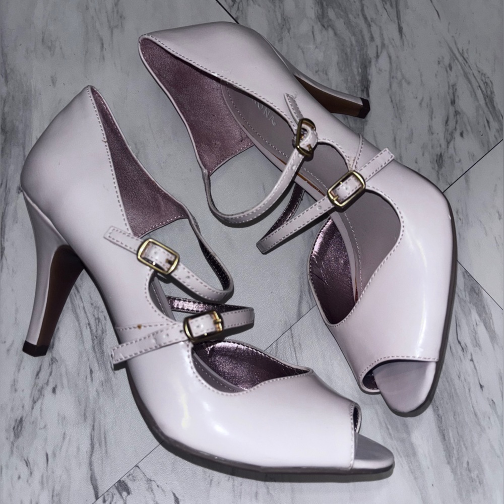 NWT Merona Baby pink peep-toe Mary Jane style pumps Size: 9